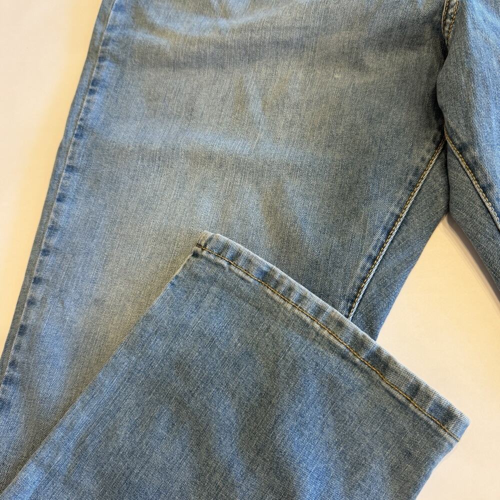 Lucky Brand 410 Athletic Straight Jeans Men's 36x30 Light Blue Denim (A0134) NWT - Picture 2 of 8